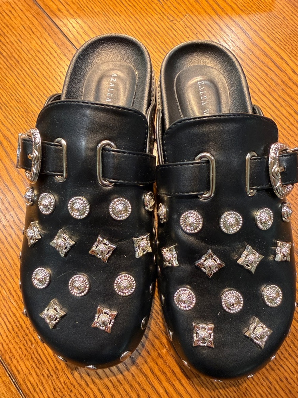 Azalea Wang Black Embellished Slip-On Mules